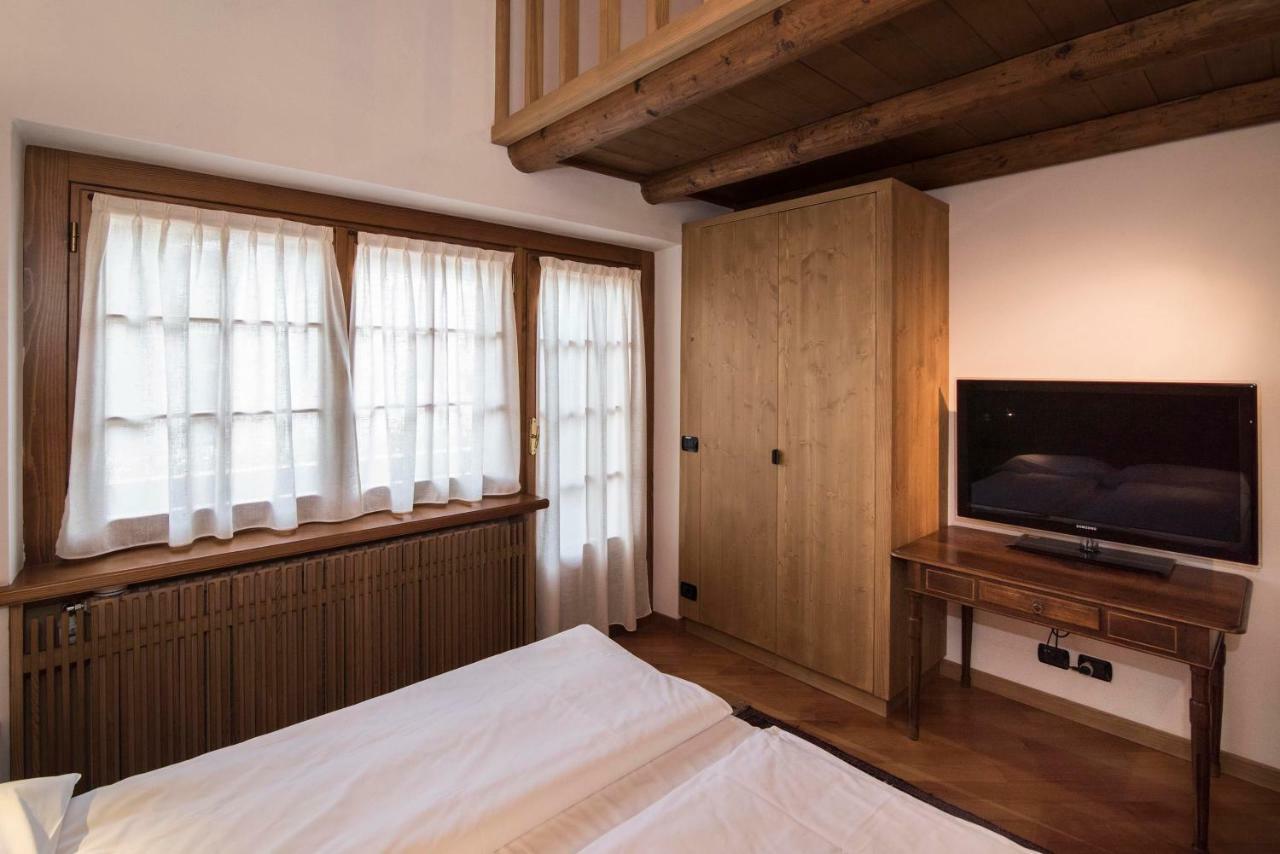 Ca'Milla B&B Nelle Dolomiti П'єве-ді-Кадоре Екстер'єр фото