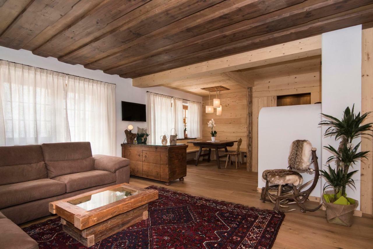 Ca'Milla B&B Nelle Dolomiti П'єве-ді-Кадоре Екстер'єр фото